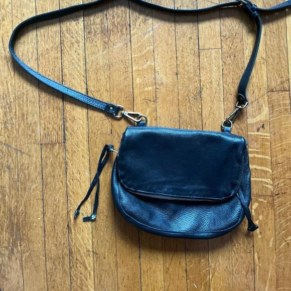 Roots Shoulder Bag I Black Pebbled Leather I Crossbody purse - Picture 1 of 3